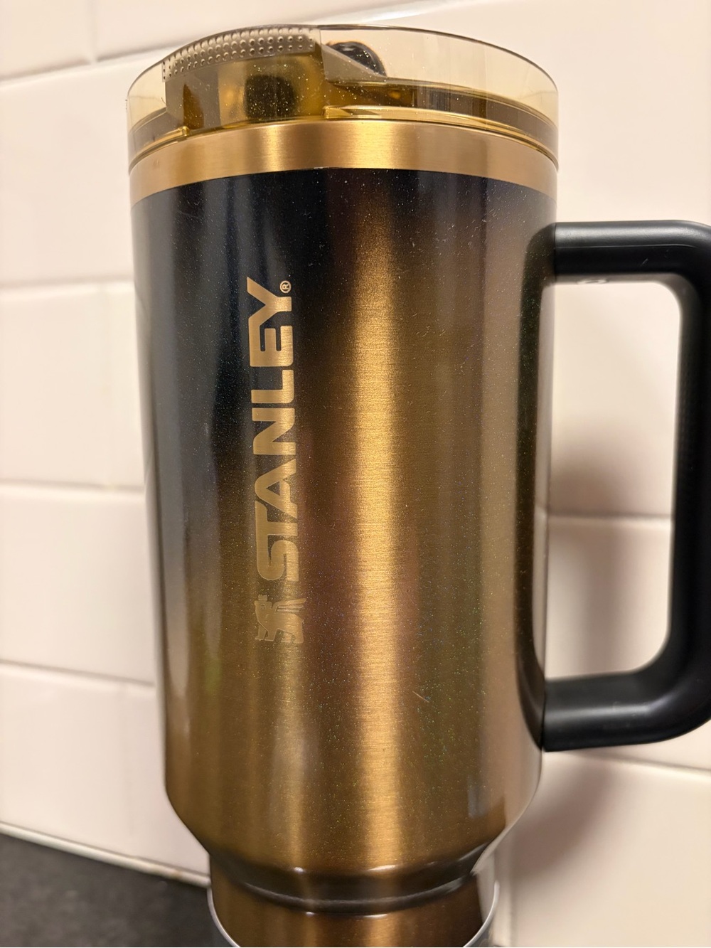 Stanley - 40 oz. Quencher ProTour Flip Straw Tumbler - BLACK HONEY (Ltd. Edt) - Picture 5 of 17